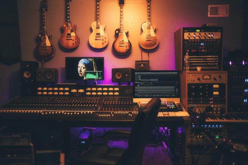 5 choses à ne pas oublier quand tu travailles avec un producteur en studio
